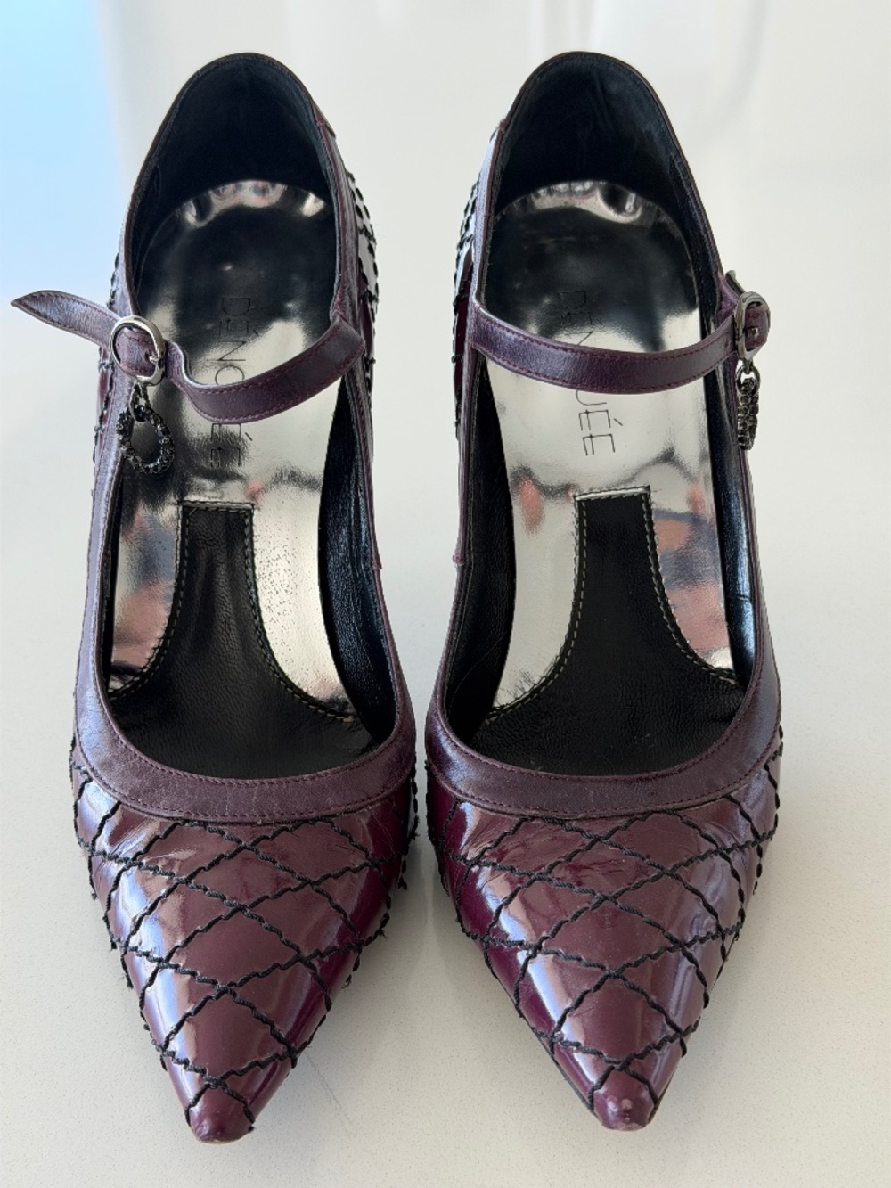 Denouée pointed-toe pumps